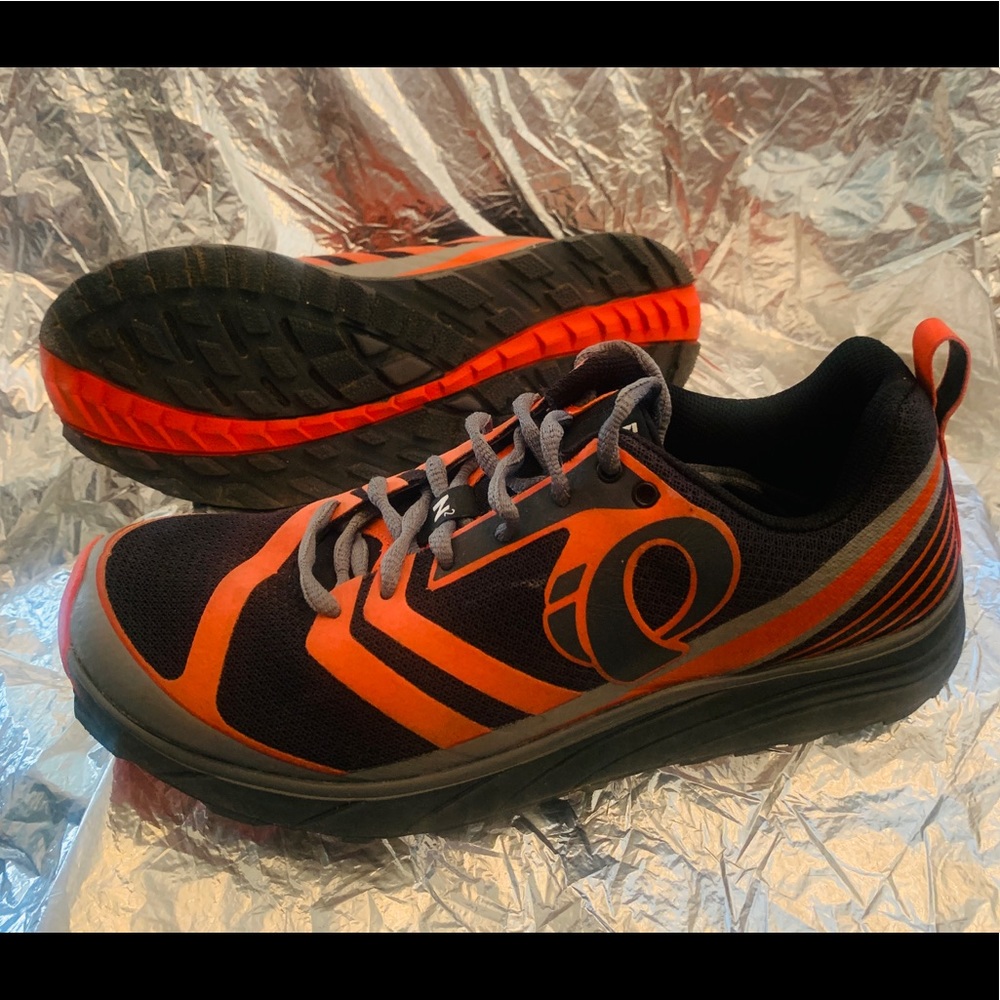 Pearl iZUMi Mens Trail N2 v2- 7.5- Grey/Orange